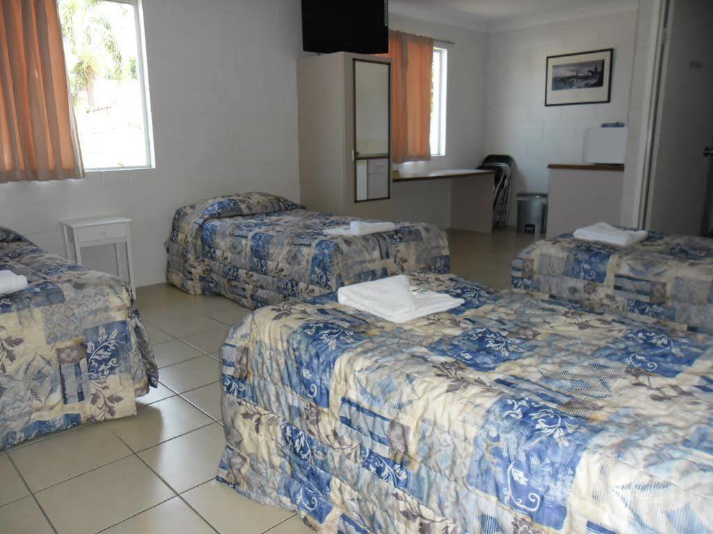 Banjo Paterson Motor Inn Townsville Buitenkant foto