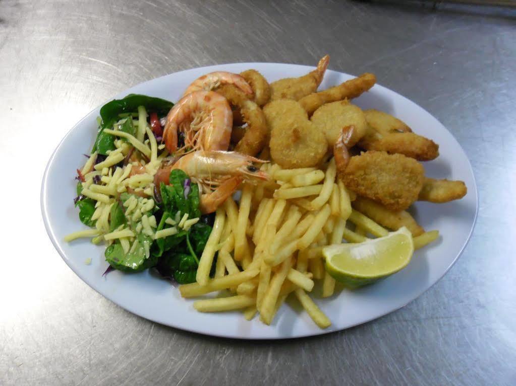 Banjo Paterson Motor Inn Townsville Buitenkant foto