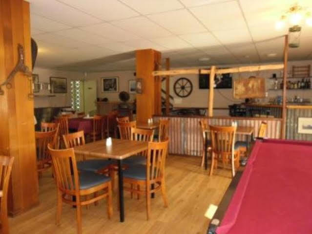Banjo Paterson Motor Inn Townsville Buitenkant foto